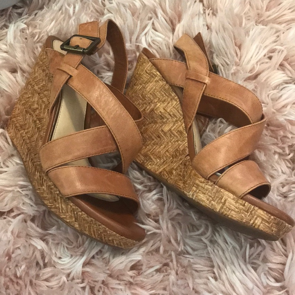 Tan Leather Jessica Simpson Wedges